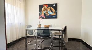 Vecindario Apartment with 2 Bedrooms and Workspace