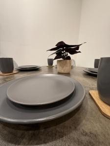 Luxury 2 Bed Apartment Steps from Greenwich Park