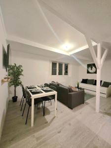 Dalikyda - Les Coulisses - Free Parking