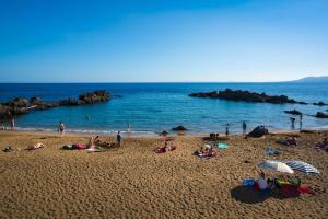 White Volcano - Pool and Gym in Sport Center Fariones included By Lanzarote Vacation Homes