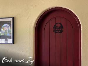 Oak & Ivy Comfort Stay near SM Batangas