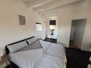Tiny Haus Ruhrtal Meschede Freienohl mit Klimaanlage und Parkplatz