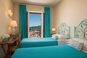 Hotiday Baja Sardinia Saline img16