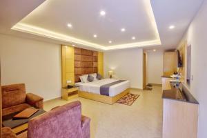Flora Hills Manali