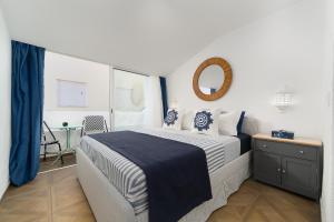 Casa Margot Old Town Rooftop Walk Promenade