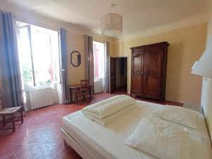 Chambres dhôtes dans les amandiers
