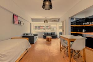 Aparts en Retiro - Pileta y Recepción 24hs