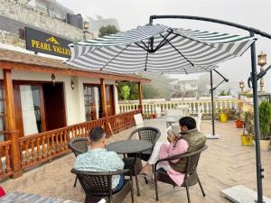 KSP Royal Valley View Hotel at Mall Road with Parking, Mussoorie
