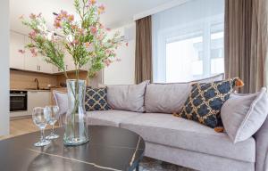 Apartly - Aura Balcony & Parking I