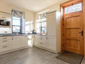 3 Bed in Buxton oc-52891