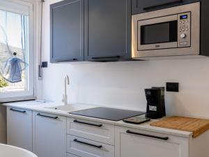 Apartment Tra le onde by Interhome