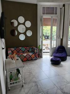 Pin-up hostel