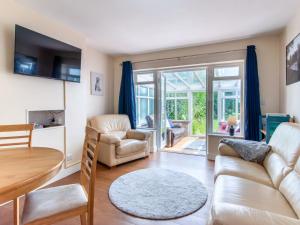 2 Bed in Bakewell 92470