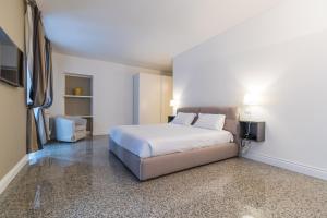 Lungomare Suites