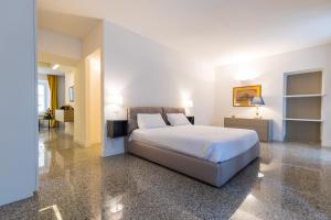 Lungomare Suites