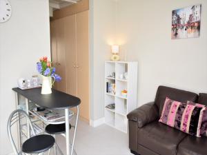 1 Bed in Bradford-on-Avon 40428