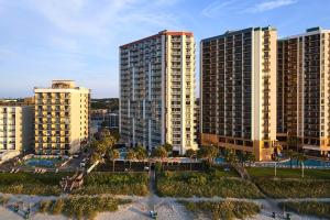 Beach Bum Haven 9th Flr Oceanfront with Breakfast
