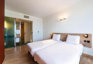 B&B HOTEL Lully 3 Lakes