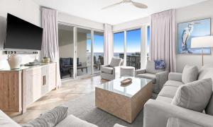 The Crescent 206