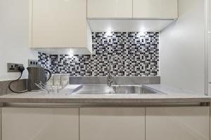 River View 2 Bed Apartment near the o2