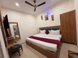Hotel RAJ - Shree Shyam