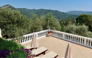 Gorgeous Home In Herceg Novi