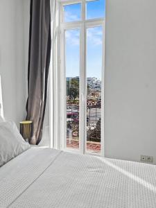 Cannes Port Suite 1 Balcon vue Palais
