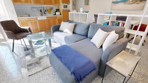 strandnahe FeWo mit Schwimmbad im Haus, a cappella 03, Binz