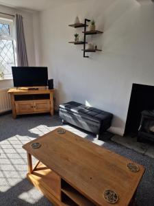Warsett Crescent, 5 bedrooms near the coast.
