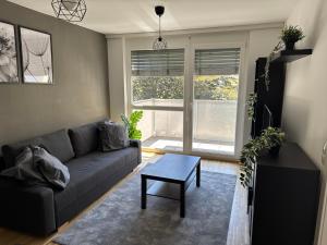 Apartment 1BR, Train Station, Central, Modern