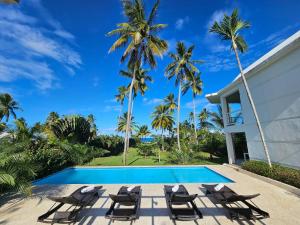 Private Villa and Beach at Villa Blue Surf