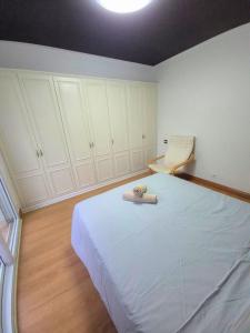 Grande maison de 4 chambres avec jardin et baby-foot