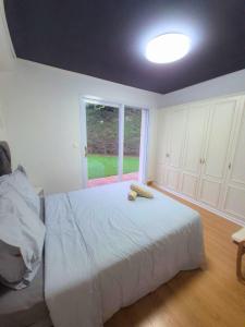 Grande maison de 4 chambres avec jardin et baby-foot