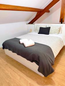 Mezzanine with courtyard in Porto n 29