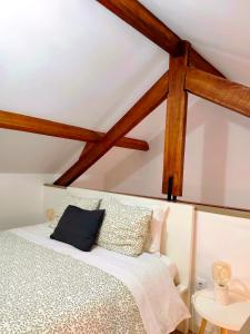 Mezzanine with courtyard in Porto n 29