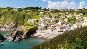 2 Bed in St. Keverne oc-p00724