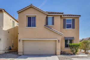 Big Yard and Patio! Modern Home Near Vegas Strip