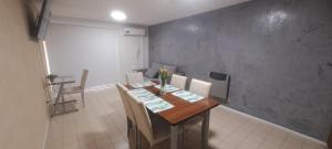 Depto 75m 2 dormitorios Frente al Parque Central con Cochera en el Centro denMendoza