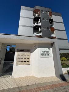 Central, Completo e Aconchegante