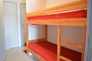 CE030-E141 Appartement 2 pièces coin nuit 6 couchages CAVALIERE