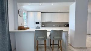 Apartment in Puerto Banus Lorcrimar V Marbella