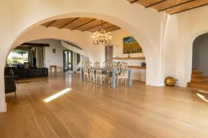 Ficola Private LUXURY ESTATE