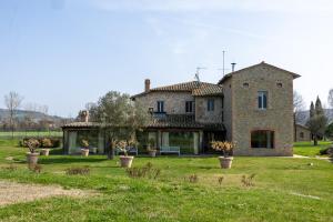 Ficola Private LUXURY ESTATE