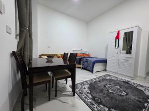 Modern Apartment Near City Center