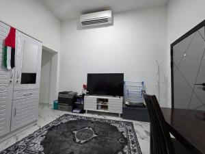 Modern Apartment Near City Center