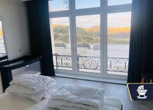 Direct aan Strand & Zeedijk - Licht Appartement 75m2 - Zeebrugge - 5 Personen