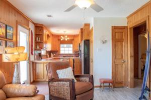 KDN0789: Shacked Up Village OBX