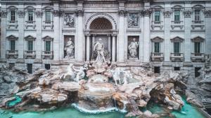 Trevi Fountain Apartment