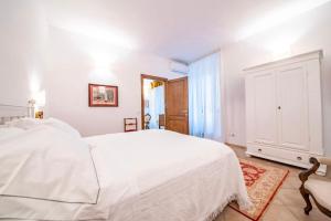 Saint Francis Apartment