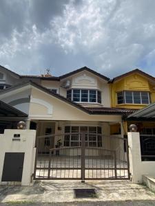 2r2b semenyih kajang 4 pax